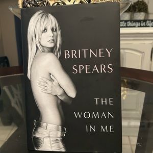 Britney Spears The Woman In Me